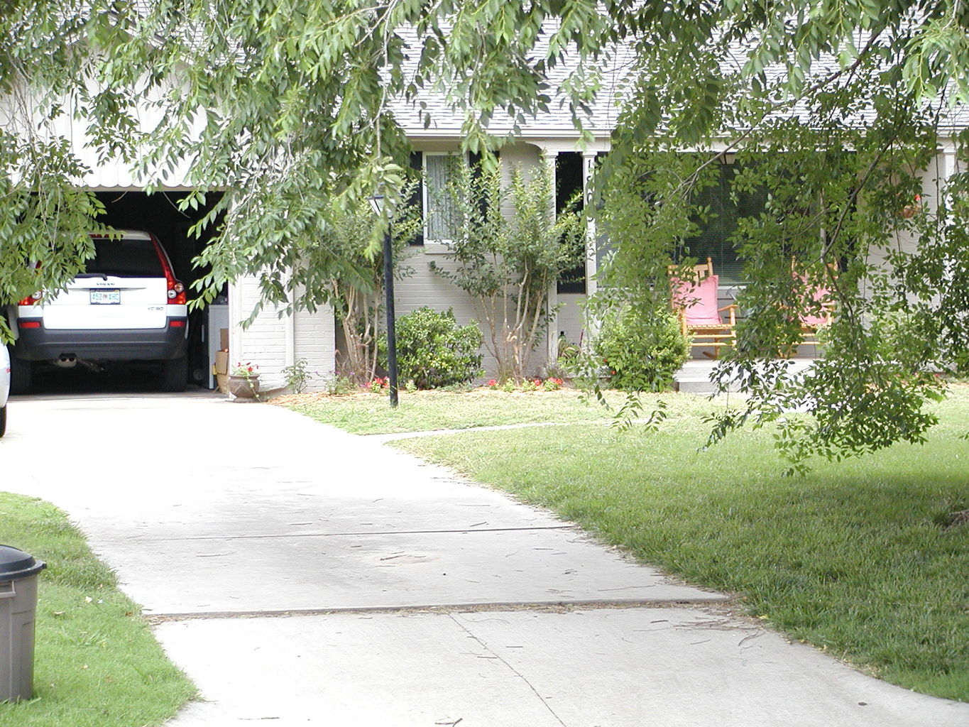 Guilford Lane House - Outside
