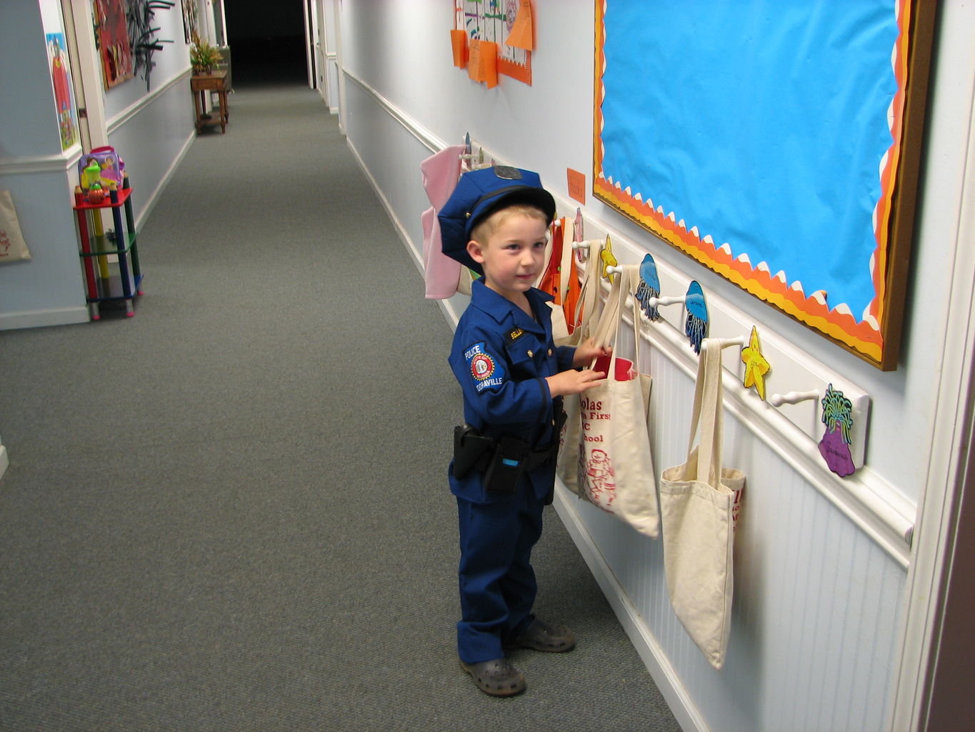 Halloween 2006 - James School Pictures
