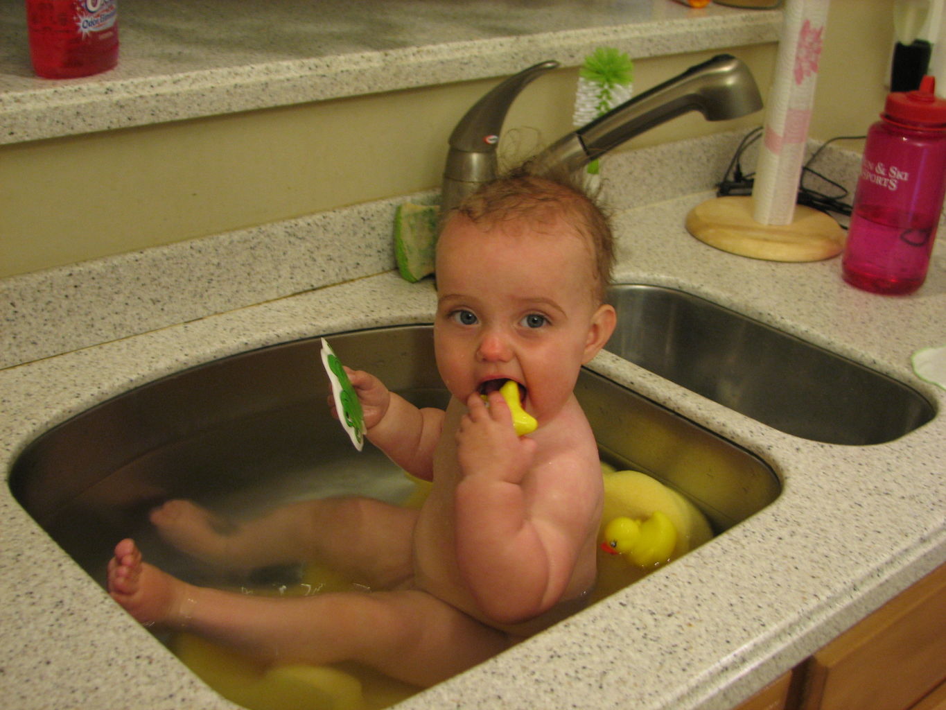 Hazel Bathtime