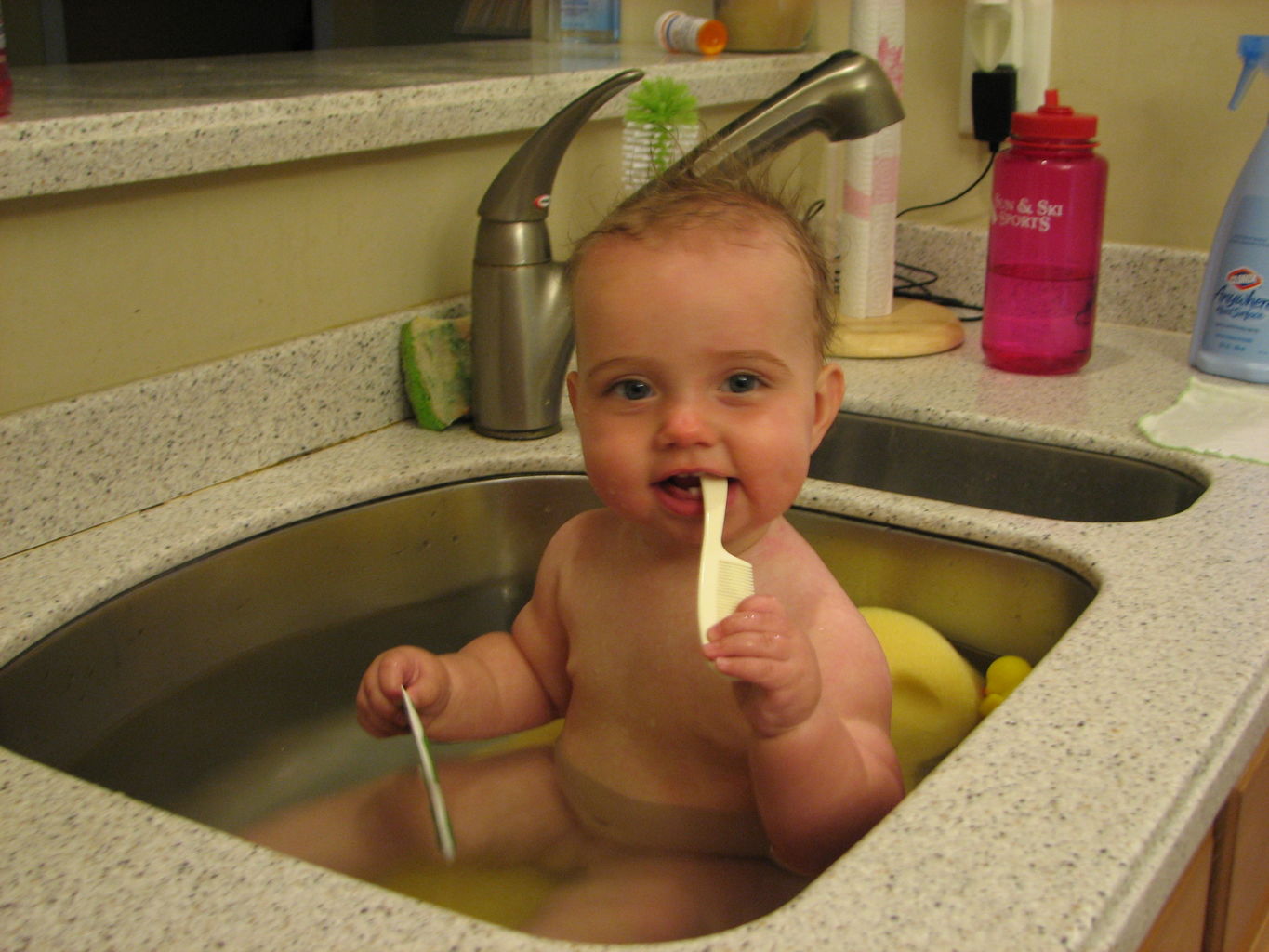 Hazel Bathtime