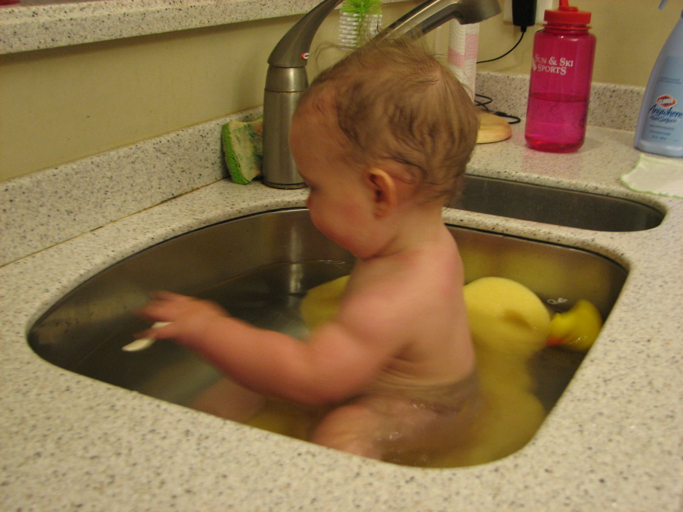 Hazel Bathtime