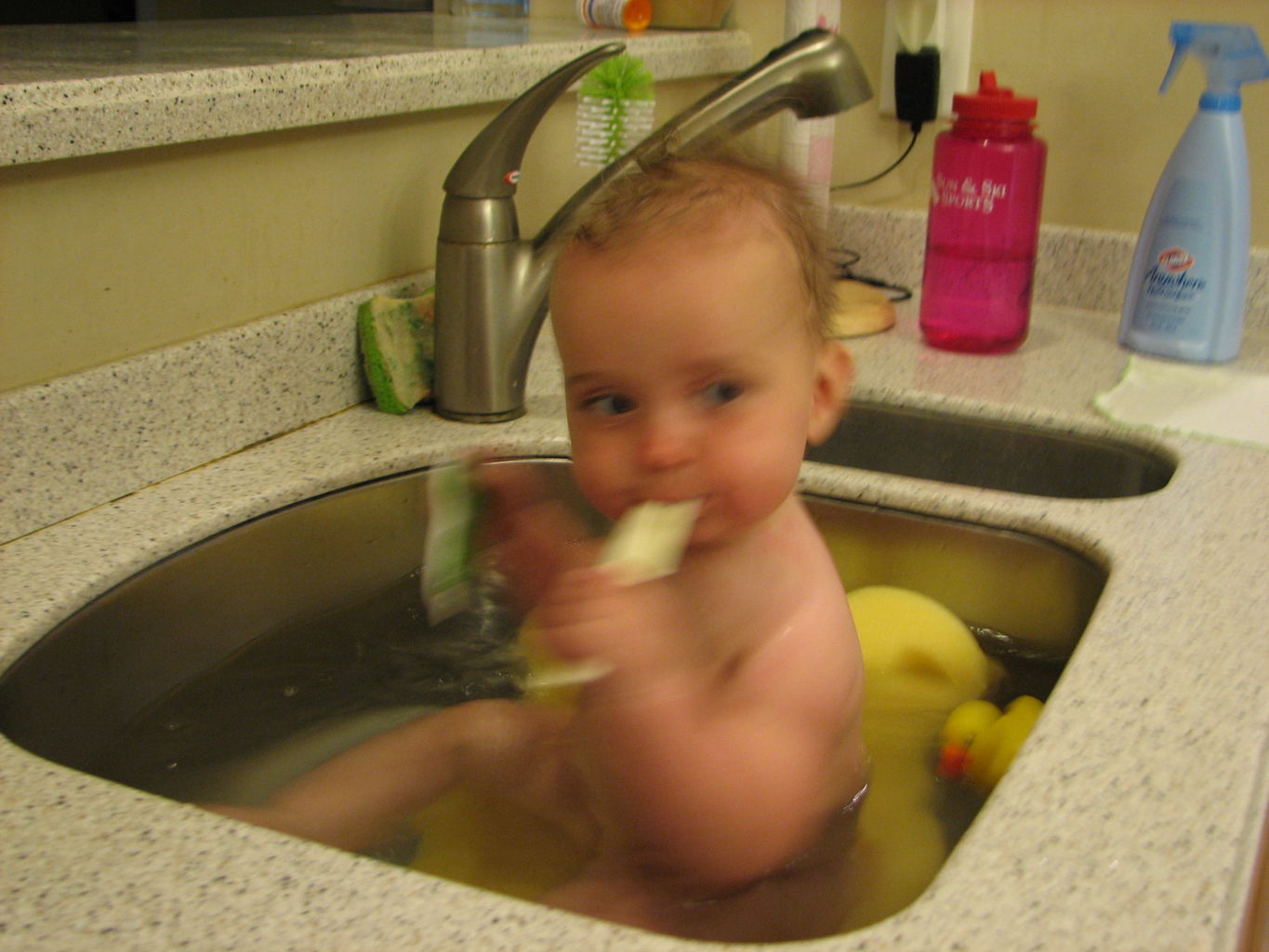 Hazel Bathtime