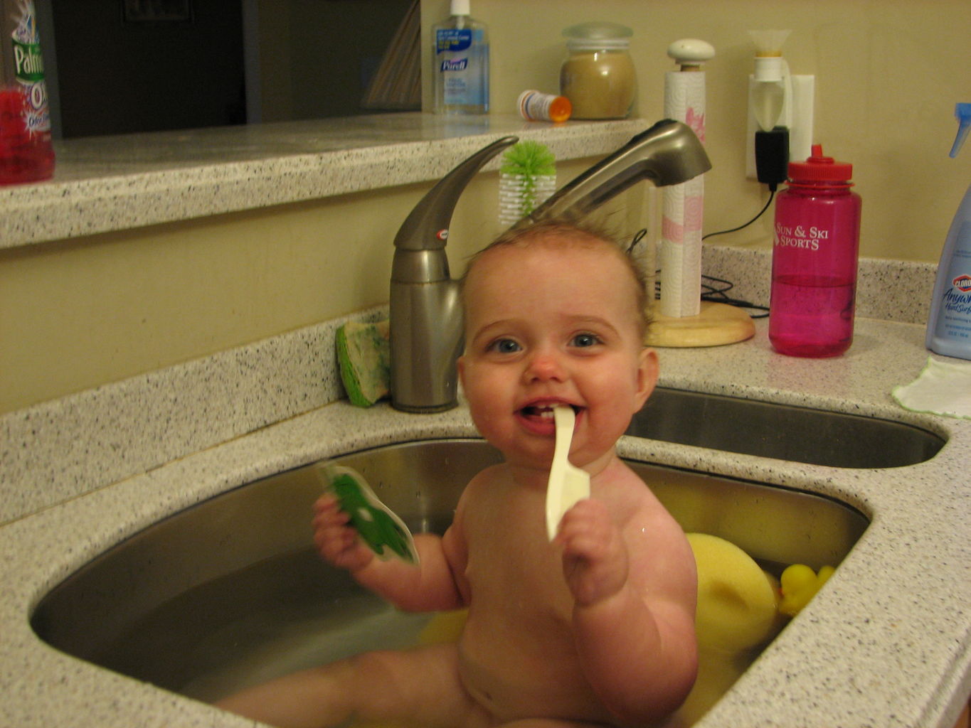 Hazel Bathtime