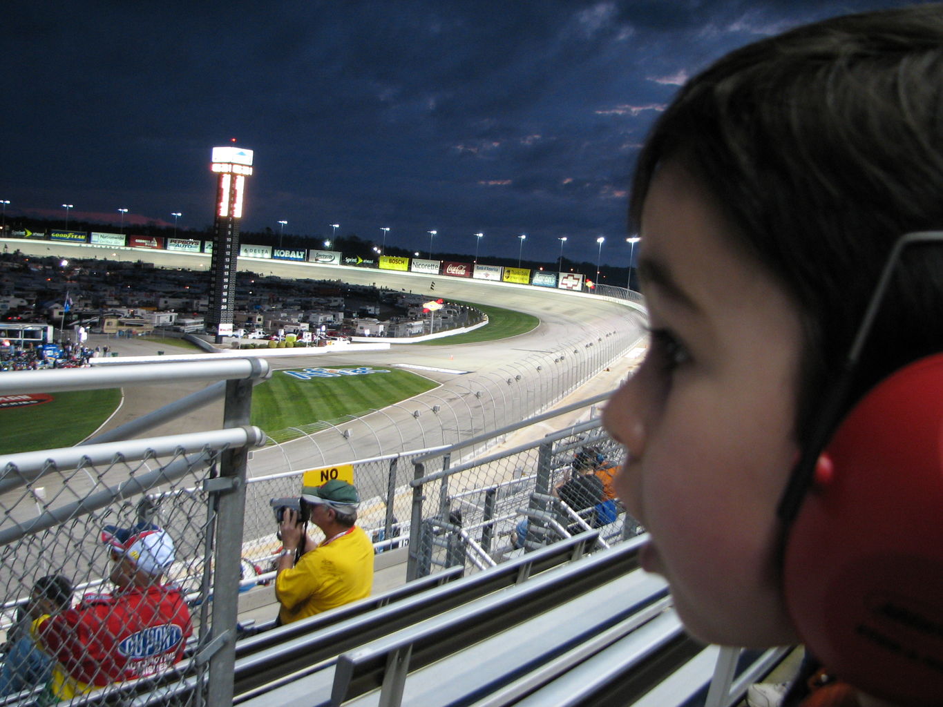 Nascar Qualifying at Atlanta Motor Speedway