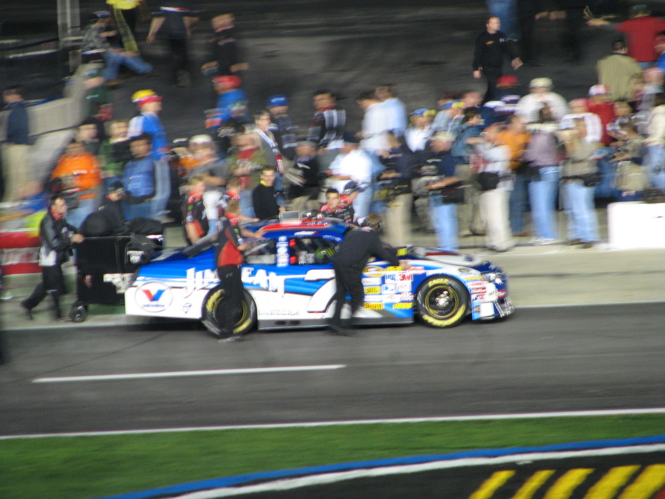 Nascar Qualifying at Atlanta Motor Speedway