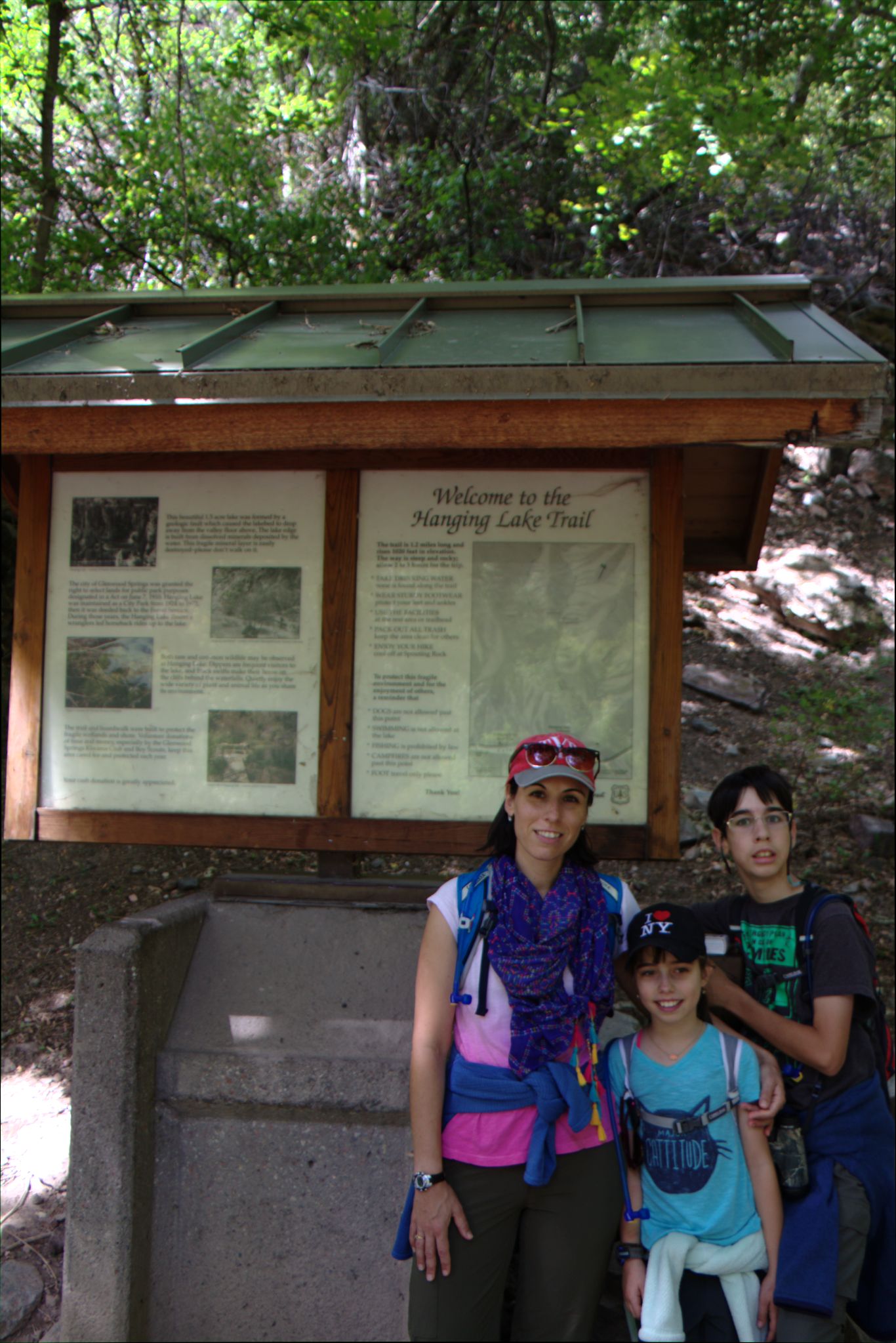 Hanging Lake Trail