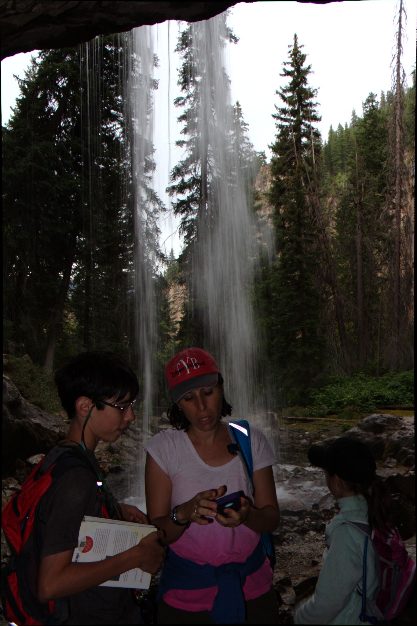 Hanging Lake Trail