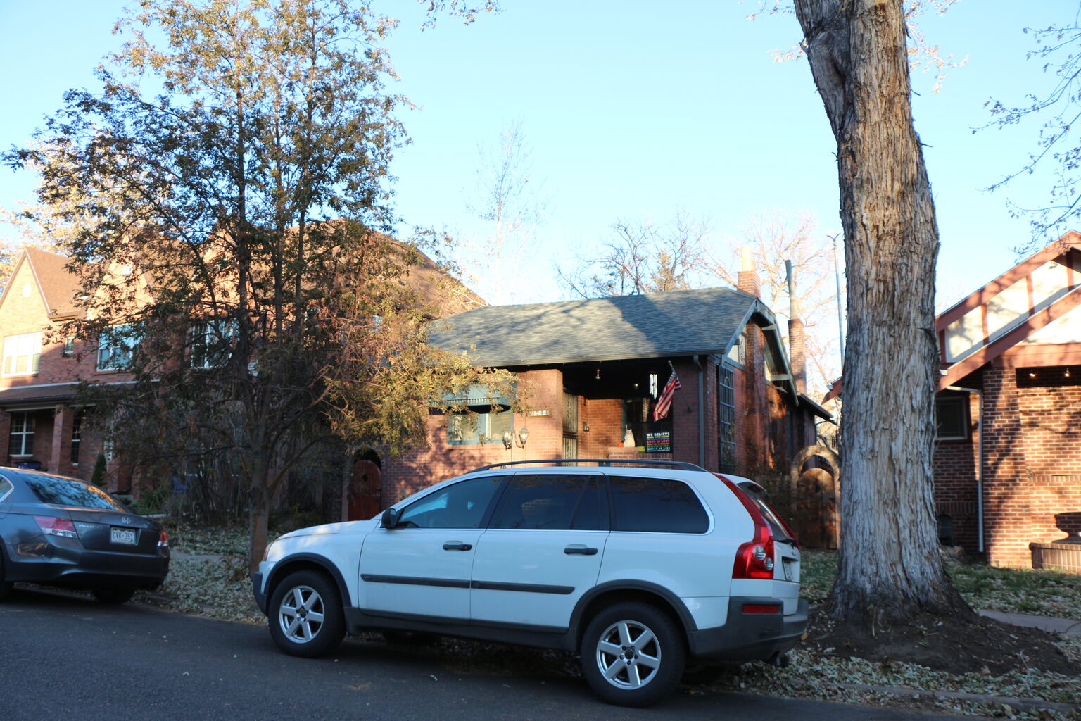 Photo 1 of 7