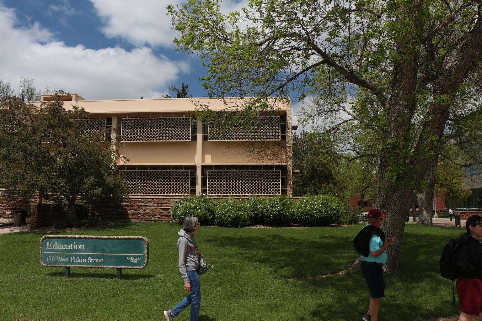 Photo 27 of 66