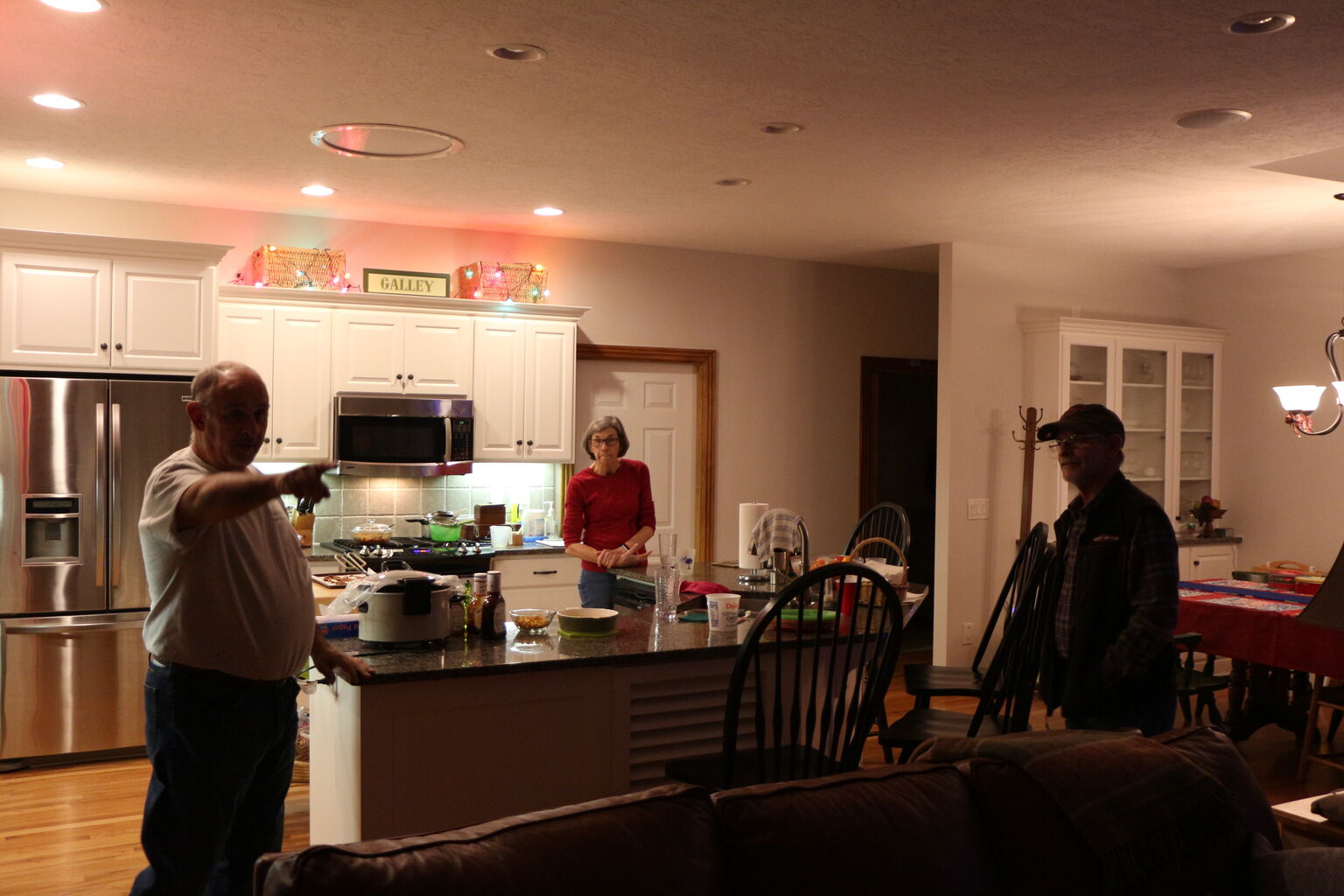 Photo 7 of 9